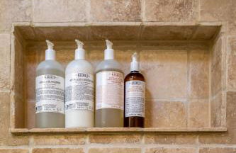 3-Story Townhome Free Parking Private Patio Washer-Dryer - Foto 13