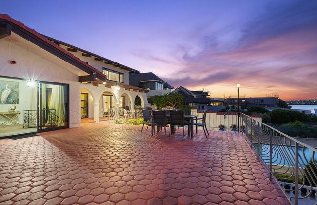 Magnificent Beachfront Mansion - Pool - Foto 44