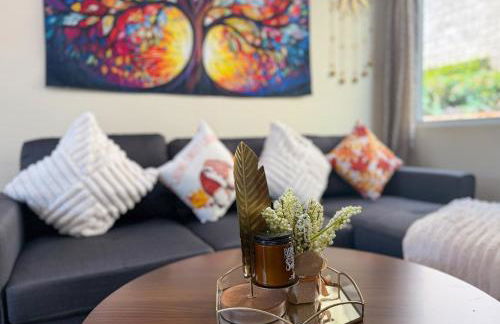 Cozy&Stylish DT Alhambra Living walk to Starbucks - Foto 2