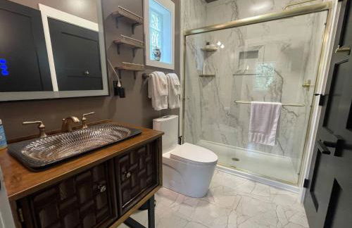 New Listing 2BR/2BA on Trout Lake HotTub & Firepit - Foto 32