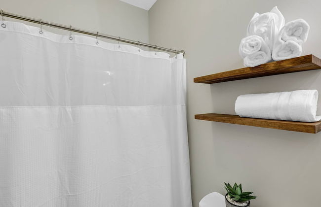 Lidos Lodge - Photo 33