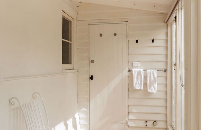 Wollaston House by the BnB Collection - Photo 31