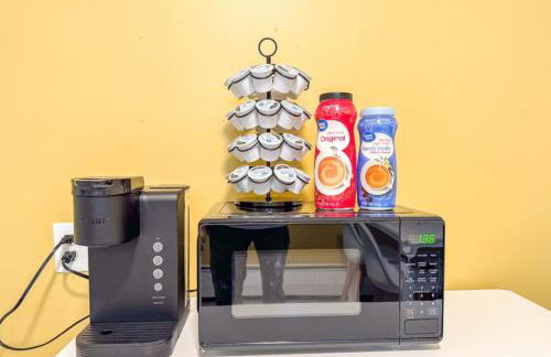 8 Large Apartments with 12 Bedrooms and Parking and WIFI - Foto 71