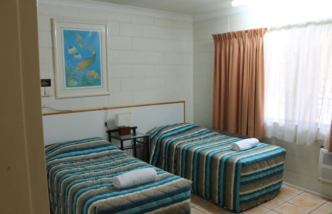 Oasis Inn Cairns - Photo 4