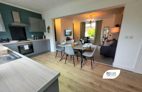 Luke Stays - Chilside Road - Foto 1