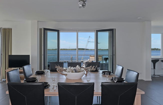 Waterfront Penthouse With Roof Terrace and Private Jetty - Foto 66