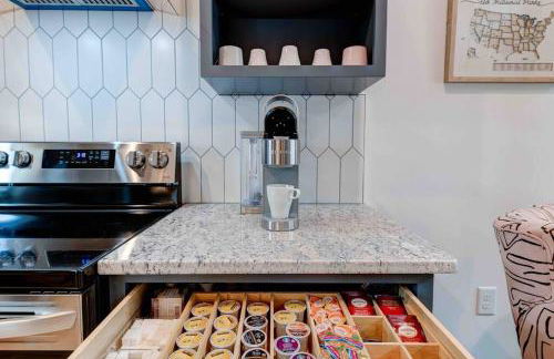 Luxury Modern Cabin with Hot Tub - Foto 4