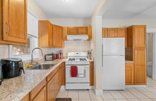 UNH Home Base 10 minutes from beach - Foto 8