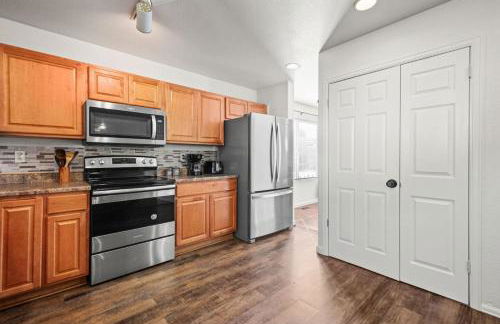 Spacious SIX Bedroom, Great Location - Foto 18