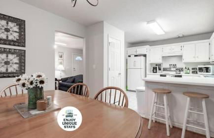 Covenant Cottage with outdoor dining - Foto 1