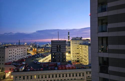 Lanternalba appartamento con vista sul porto antico - Foto 59