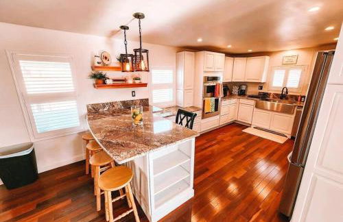 Penrose Retreat! Pet Friendly - Photo 7