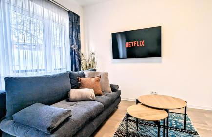 FeWo Urban Gotha-Apartment Friedenstein- Am Schlosspark- Parken an der der Tür- Barrierefrei, 900 Meter zum Bahnhof - Wallbox - Foto 16