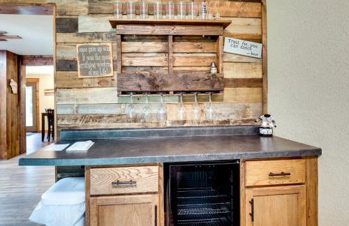 Woodruff Home with Lake Access and Pier, Near Town! - Foto 9