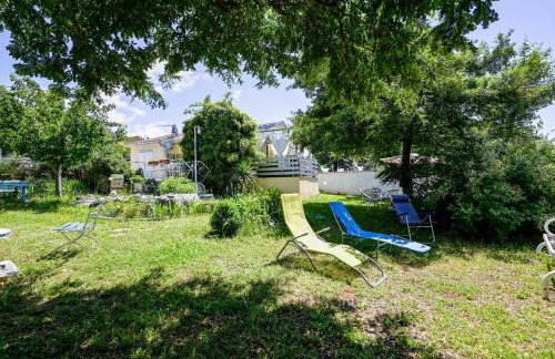 Helena Garden House - Photo 16