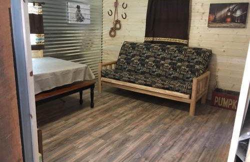 Canyonlands Barn Cabin with Loft, Full Kitchen, Dining Area for Large Groups - Photo 24