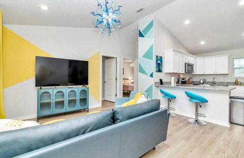 Bright & Colorful New Home 10 Min from Rainbow Springs - Foto 15