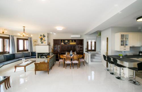 Mermaid Beachfront Villa - Photo 64