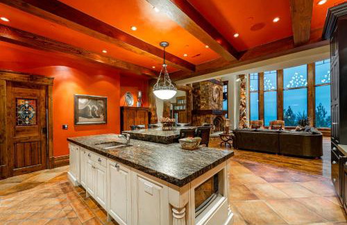 8 Bedroom Deer Valley Masterpiece with endless views. Theater hot tub game room ski-inout - Photo 13