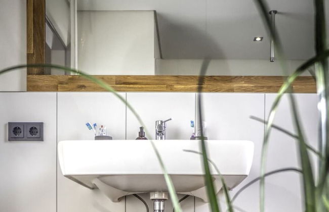 Williaduct Modern Retreat - Photo 7