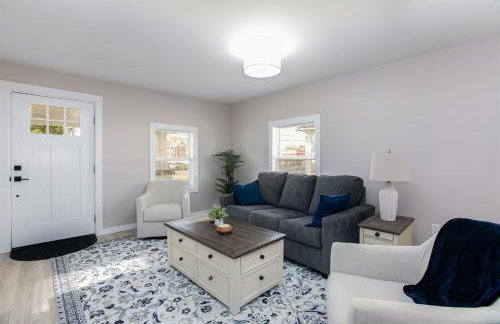 Cozy 2BR Home Near ND - Perfect for Game Day Stays - Foto 6