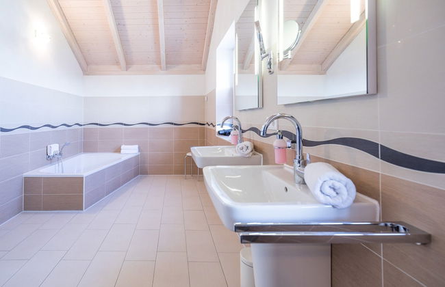 Exklusiv Eingerichtetes Ferienhaus in Strandnahe - Foto 15