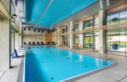 Omega Lake Prestige # 5 Private Pool & Jacuzzi & Sauna & Gym & Lake Access - Foto 12