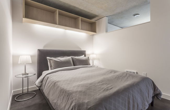 Domicile Suites at Cove - Photo 21