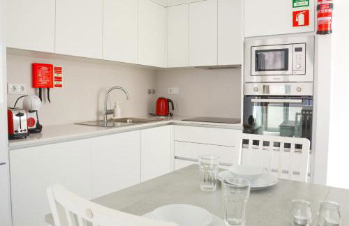 Casa Luminosa - 160m to the beach, located in the Historical Center of Sesimbra - Foto 7