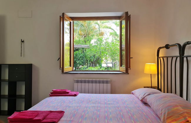 Nut House Apartment Near the sea in a Villa With Garden - Foto 4