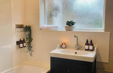 Kist Accommodates - Stylish Headingley Apartment - Parking - 500 mps WIFI - Foto 19