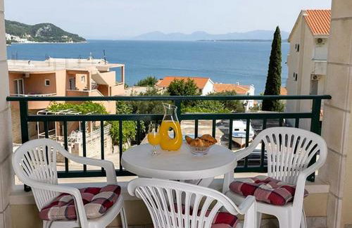 Apartments by the sea Igrane, Makarska - 17292 - Photo 16