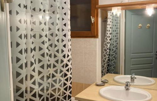 Chalet Duplex 3 Pièces 6 Pers à Superdevoluy avec Terrasse - FR-1-504-676 - Photo 2