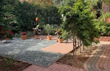 Apartamenty na przedmieściach RADZYMINA z prywatnym parkingiem i ogrodem FAKTURA - Foto 3