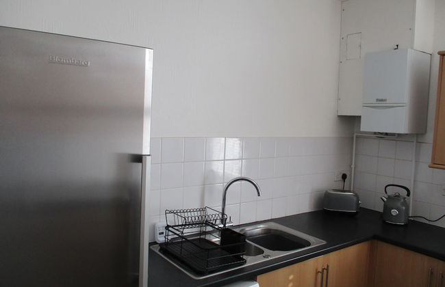 3 Bed Flat - Sleeps 5 - Garden - Parking - Wifi - Foto 7