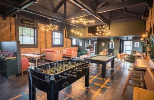 For Students Only Hox Park Egham - Foto 16