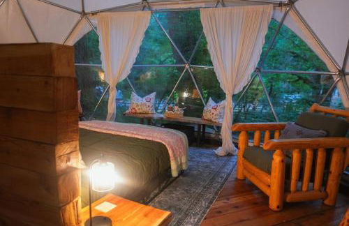 North Cascades Glamping with Hot-tub and Outdoor Kitchen - Foto 12