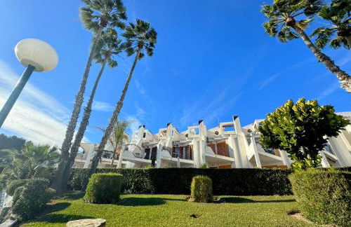 Contemporary House in Cabo Roig - Photo 42