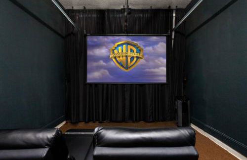 Pool-MovieTheater KING BED & 5 minutes to Alamodome - Foto 29