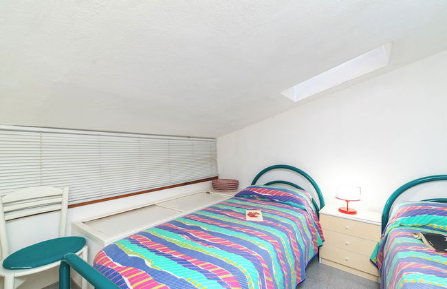 I Fari 124 600m From The Beach - Photo 2