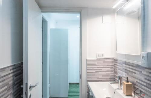 Prince Suite - Trains 4 min - AC - Super Wifi - Photo 13