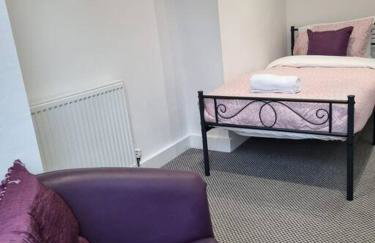 Make yourself at home! Large Rooms, Comfy - Foto 25