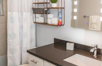 Coastal Farmhouse with mini Golf, Private Beach &Spa - Photo 27