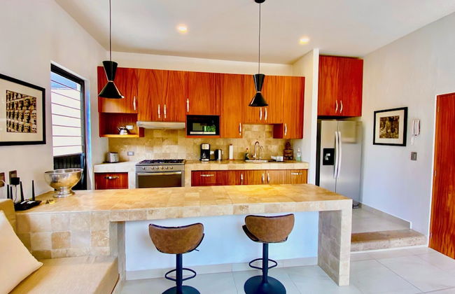 1 Bedroom Guest House - Walk to Everything - Roof Patio - Gym - Pickleball Court - Foto 12