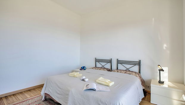 Sofy Ap Sea View & Private Parking - Happy Rentals - Foto 3, Habitación