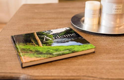 Suites Mana - Bleu Pacifique - Vue sur Place Ducale avec Parking privé inclus - Foto 16