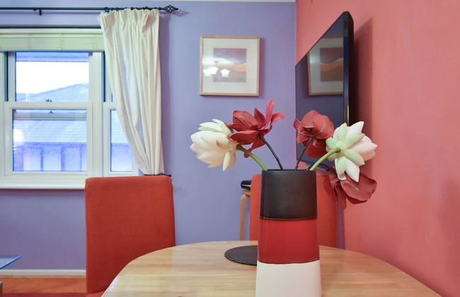 Large 3 Bed Sleep 6 Central MK - Foto 18