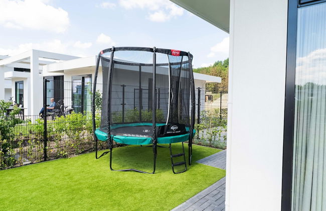 Lakeside Home With a Jetty - Foto 33