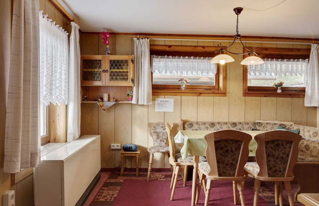 Finnhutte in Trusetal Near Waterfall - Foto 19