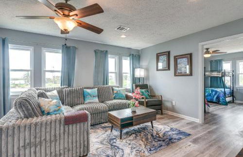 Private Home on Lagoon with Views in Hitchcock! - Foto 6